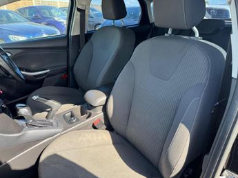 Ford Focus 1.6 Titanium Powershift Euro 5 5dr