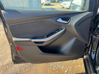 Ford Focus 1.6 Titanium Powershift Euro 5 5dr