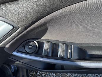 Ford Focus 1.6 Titanium Powershift Euro 5 5dr