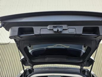 Land Rover Range Rover Evoque 2.2 SD4 Pure Auto 4WD Euro 5 5dr