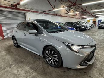 Toyota Corolla 1.8 VVT-h Design CVT Euro 6 (s/s) 5dr