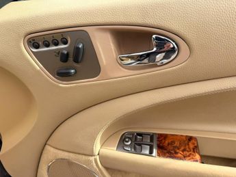 Jaguar XK 4.2 V8 Auto Euro 4 2dr