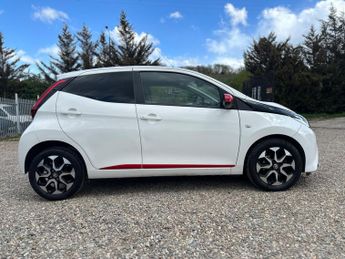 Toyota AYGO 1.0 VVT-i x-trend Funroof x-shift Euro 6 5dr