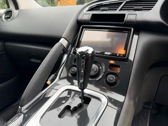 Peugeot 3008 1.6 Premium Petrol Automatic