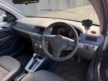 Vauxhall Astra 1.8i 16v Life 5dr