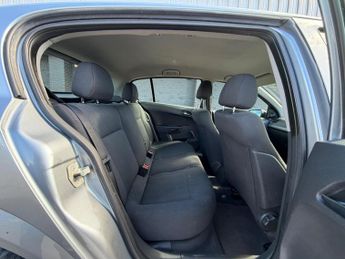 Vauxhall Astra 1.8i 16v Life 5dr