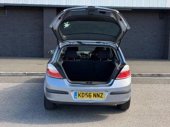 Vauxhall Astra 1.8i 16v Life 5dr