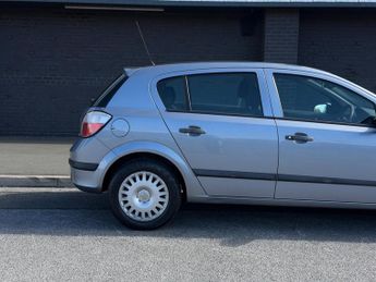 Vauxhall Astra 1.8i 16v Life 5dr