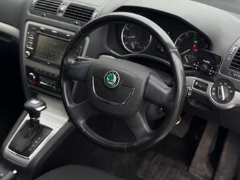 Skoda Octavia 1.8 TSI Elegance DSG Euro 4 5dr