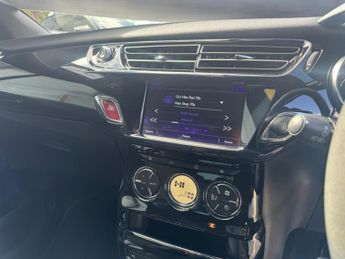 DS AUTOMOBILES DS 3 1.6 BlueHDi Elegance Euro 6 (s/s) 3dr