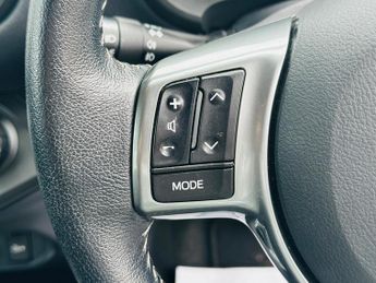 Toyota Yaris 1.5 VVT-h Excel Hatchback 5dr Petrol Hybrid E-CVT Euro 6 (15in A