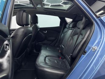 Hyundai ix35 2.0 CRDi Premium Auto 4WD Euro 5 5dr