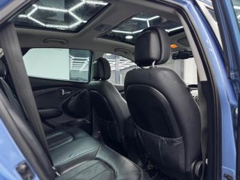 Hyundai ix35 2.0 CRDi Premium Auto 4WD Euro 5 5dr