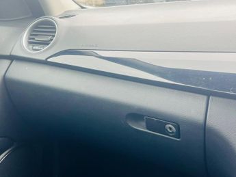 Mercedes-Benz C Class 2.1 C220 CDI BlueEfficiency SE Euro 5 (s/s) 4dr