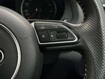 Audi Q3 1.4 TFSI CoD Black Edition S Tronic Euro 6 (s/s) 5dr