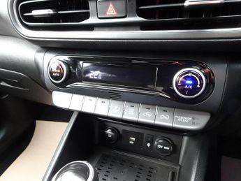 Hyundai KONA 1.6 h-GDi Premium DCT Euro 6 (s/s) 5dr