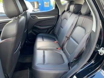 MG MG ZS 1.0 T-GDI Exclusive Auto Euro 6 5dr