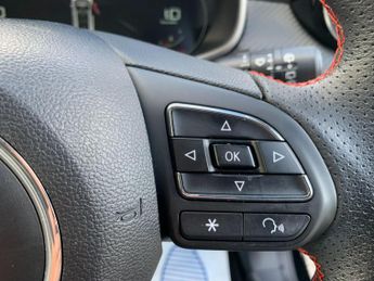 MG MG ZS 1.0 T-GDI Exclusive Auto Euro 6 5dr