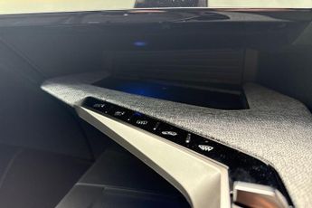 Peugeot E-3008 73kWh GT Auto 5dr