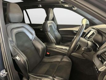 Volvo XC90 2.0h T8 Twin Engine 10.4kWh R-Design Pro SUV 5dr Petrol Plug-in 