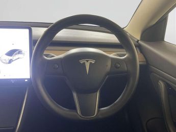 Tesla Model 3 Standard Range Plus Saloon 4dr Electric Auto RWD (241 bhp)