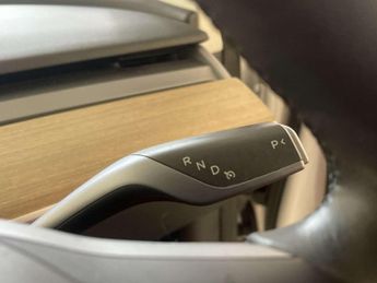 Tesla Model 3 Standard Range Plus Saloon 4dr Electric Auto RWD (241 bhp)