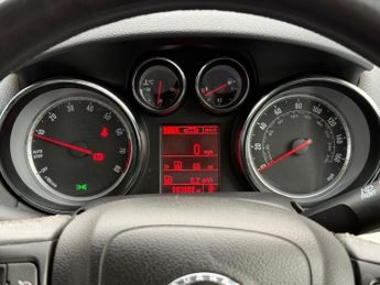 Vauxhall Mokka 1.4T SE 4WD Euro 5 (s/s) 5dr