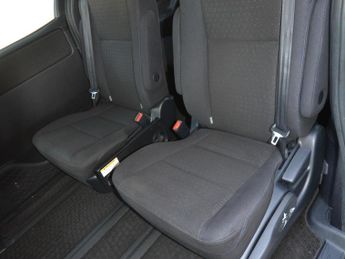 Toyota Voxy V Edition - Service History - Ulez
