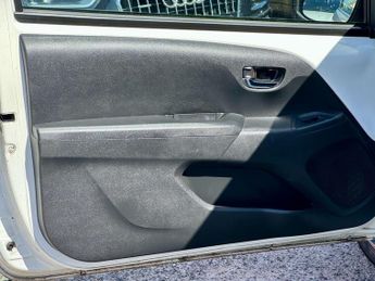 Peugeot 108 1.2 PureTech Allure Euro 6 3dr