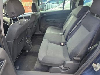 Vauxhall Zafira 1.6 16V Design Euro 5 5dr (SNav)