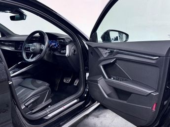 Audi A3 1.5 TFSI 35 S line Sportback 5dr Petrol S Tronic Euro 6 (s/s) (1