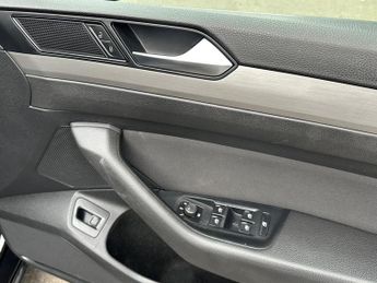 Volkswagen Passat 2.0 TDI BlueMotion Tech S DSG Euro 6 (s/s) 5dr