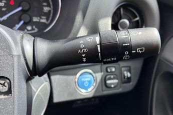 Toyota Yaris 1.5 Hybrid Icon Tech 5dr CVT