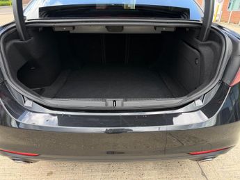 Alfa Romeo Giulia 2.2 TD Lusso Ti Auto Euro 6 (s/s) 4dr