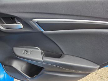 Honda Jazz 1.3 i-VTEC SE Navi Hatchback 5dr Petrol CVT Euro 6 (s/s) (102 ps