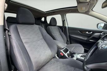 Nissan Qashqai 1.2 DIG-T n-tec+ XTRON 2WD Euro 6 (s/s) 5dr