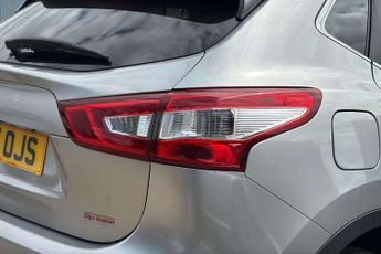 Nissan Qashqai 1.2 DIG-T n-tec+ XTRON 2WD Euro 6 (s/s) 5dr
