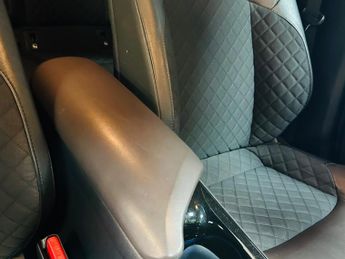 Toyota C-HR 1.8 VVT-h Excel CVT Euro 6 (s/s) 5dr