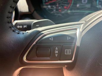 Audi A1 1.4 TFSI Sport Hatchback 3dr Petrol S Tronic Euro 5 (s/s) (122 p
