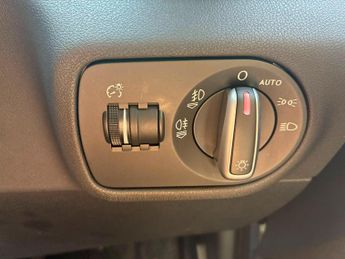 Audi A1 1.4 TFSI Sport Hatchback 3dr Petrol S Tronic Euro 5 (s/s) (122 p
