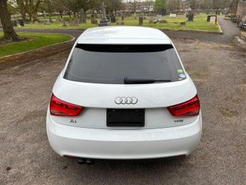 Audi A1 1.4 TFSI Sport S Tronic Euro 5 (s/s) 3dr
