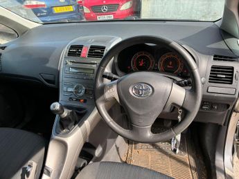 Toyota Auris 1.4 D-4D TR 5dr