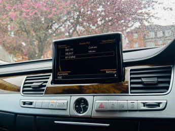 Audi A8 3.0 TDI V6 SE Executive Tiptronic quattro Euro 6 (s/s) 4dr