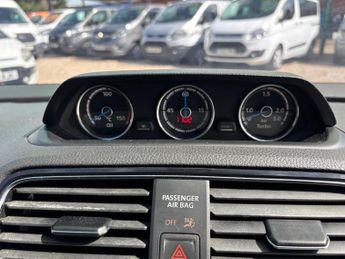 Volkswagen Scirocco 2.0 TSI BlueMotion Tech R DSG Euro 6 (s/s) 3dr