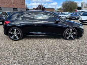 Volkswagen Scirocco 2.0 TSI BlueMotion Tech R DSG Euro 6 (s/s) 3dr
