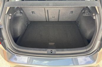 Volkswagen Golf 1.0 TSI SE Nav DSG Euro 6 (s/s) 5dr