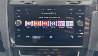 Volkswagen Golf 1.0 TSI SE Nav DSG Euro 6 (s/s) 5dr