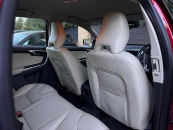 Volvo XC60 2.4 D5 SE Lux Nav Auto AWD Euro 6 (s/s) 5dr