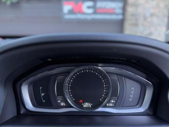 Volvo XC60 2.4 D5 SE Lux Nav Auto AWD Euro 6 (s/s) 5dr