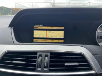 Mercedes-Benz C Class 1.8 C250 BlueEfficiency Sport G-Tronic+ Euro 5 (s/s) 5dr